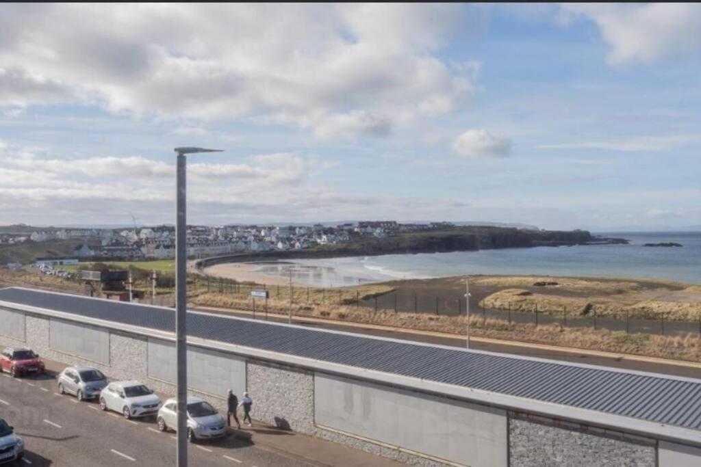 Modern Apartment With Sea Views 波特拉什 外观 照片